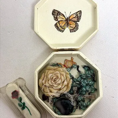 Vintage Floral Octagon Trinket Jewelry Box