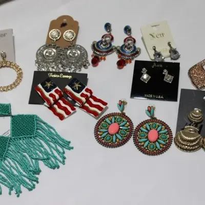 Sale Photo Thumbnail #32