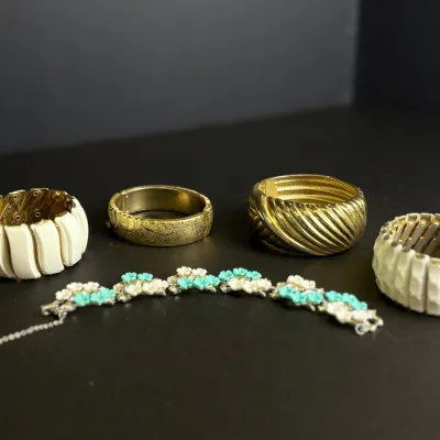 Sale Photo Thumbnail #2