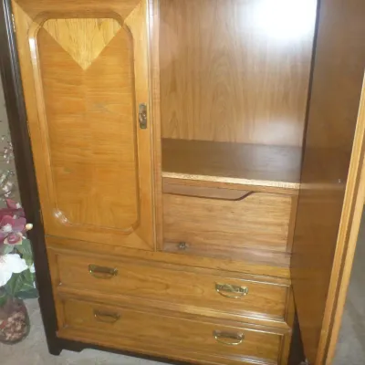Sale Photo Thumbnail #253