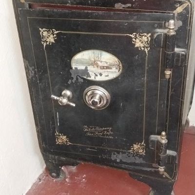 Sale Photo Thumbnail #72: Works- we have the keys and combination 