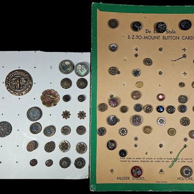 Sale Photo Thumbnail #324: A Collection of Antique and Vintage Buttons on Display Cards including Hillside Studio Card