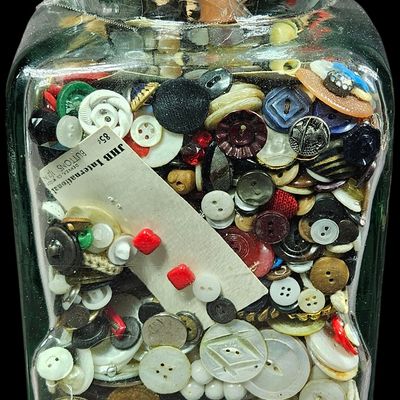 Sale Photo Thumbnail #373: Large Group of Assorted Vintage and Modern Buttons in Green Glass Jar