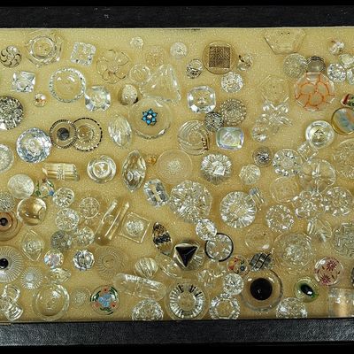 Sale Photo Thumbnail #152: A Collection of Antique and Vintage Molded and Cut Glass Sewing Buttons