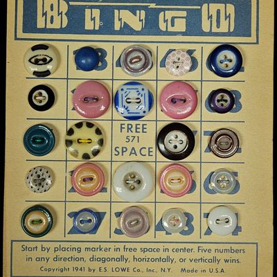 Sale Photo Thumbnail #132: E.S. Lowe Co. Inc. 1941 Bingo Button Card with Assorted Vintage Buttons