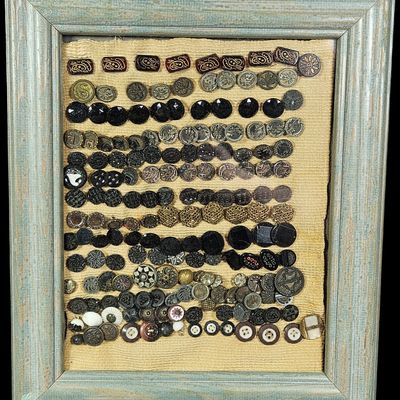 Sale Photo Thumbnail #281: Framed Collection of Antique and Vintage Buttons
