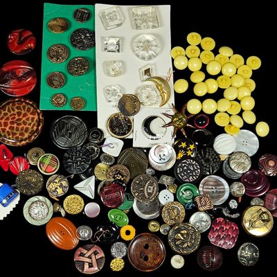 A Collection of Over 100 Vintage and Antique Buttons in Mixed Materials and Styles