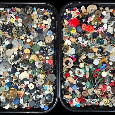 Sale Photo Thumbnail #349: Large Assortment of Vintage and Modern Sewing Buttons and Notions in Two Trays