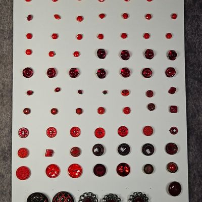 Sale Photo Thumbnail #210: A Collection of Approximately 78 Vintage and Antique Red Garment Buttons