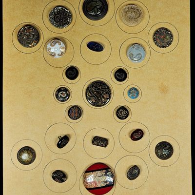 Collection of Twenty-Three Antique and Vintage Paisley and Floral Motifs Buttons on Card