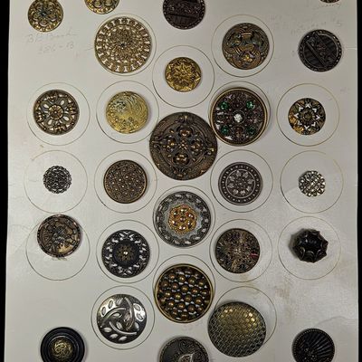 Sale Photo Thumbnail #239: A Collection of Antique and Vintage One-Piece Metal Buttons