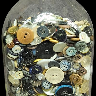 Sale Photo Thumbnail #364: Assortment of Vintage Sewing Buttons in a One Quart Glass Milk Bottle