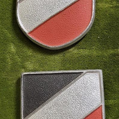 rare pair of german WWII Heer Tropical Pith helmet shields 2 x bid