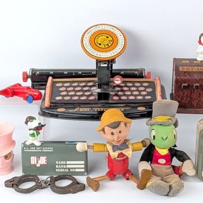 Vintage Marx Typewriter, Snoopy Toys, Pinocchio, Jiminy Cricket, and More
