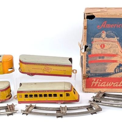 American Flyer Hiawatha Windup Train Set with Box