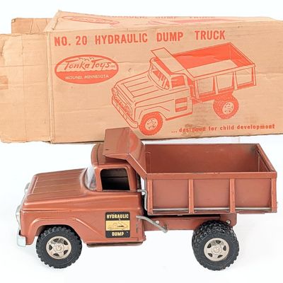 Tonka No. 20 Hydraulic Dump Truck with Box