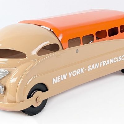 Steelcraft New York - San Francisco Streamline Bus