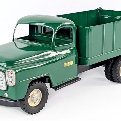 Restored Tru-Scale International Harvester Grain Truck