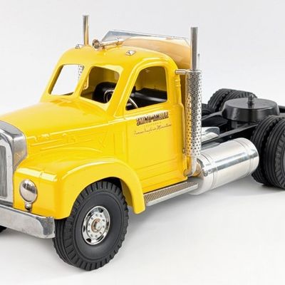 Custom Smith Miller B Mack Semi Truck