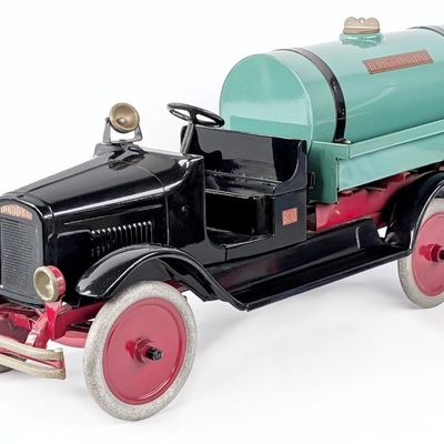Restored Buddy L Pressurized Tank Line Sprinkler Truck
