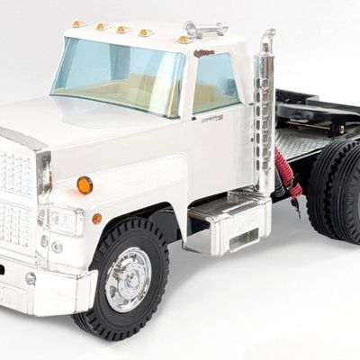 M&J Custom Nylint Semi Truck