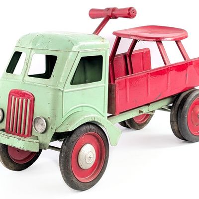 Keystone Ride 'Em Dump Truck