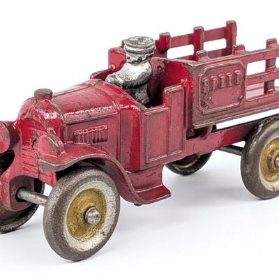 Kenton Cast Iron Speed Stake Bed Truck