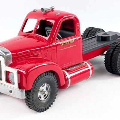 Smith Miller B Mack Semi Truck
