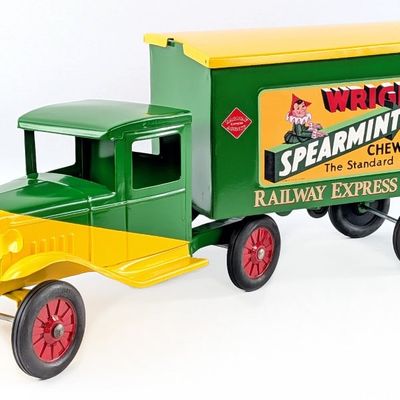 Restored Buddy L Wrigley's Spearmint Gum REA Truck