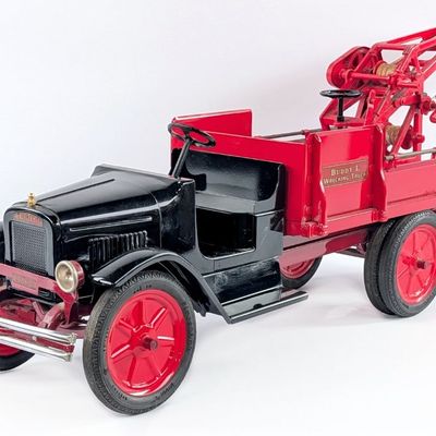 T-Reproductions Buddy L Wrecking Tow Truck