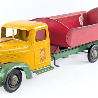 Turner Dump Truck