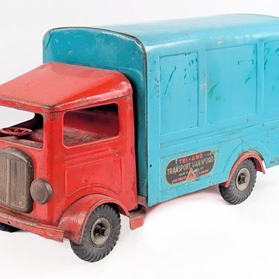 Tri-Ang Transport Van No. 200