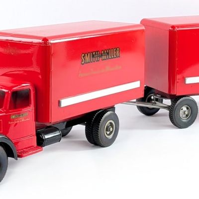 Smith Miller L Mack Delivery Van & Trailer