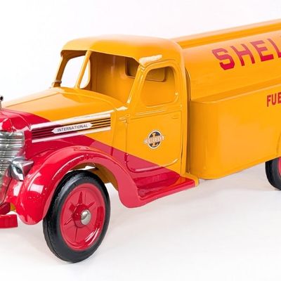 Restored 1938 Buddy L International Shell Tanker Truck