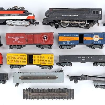 American Flyer S Gauge 21573 NH Unit, Train Cars, and Lionel 1668