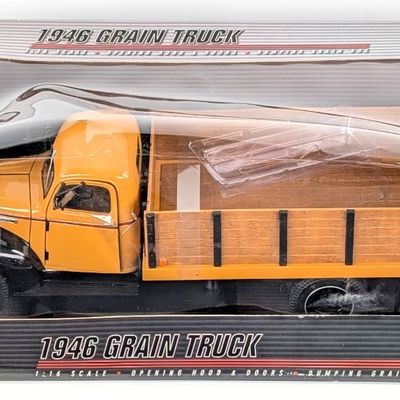 1/16 Scale Highway 61 GMC Grain Truck