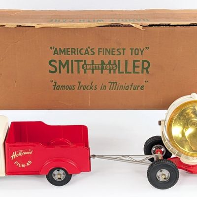 Smith Miller GMC Hollywood Film-Ad Truck w/ Searchlight & Box