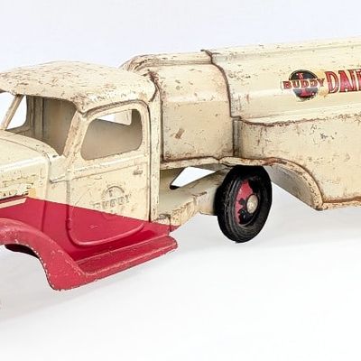 Buddy L International Dairy Transport Tanker Truck