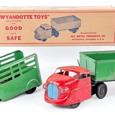 Wyandotte Dump Truck with Box and Express Trailer