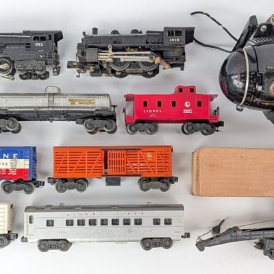 Lionel 671 Engine with Tender, ZW Transformer, and Train Cars