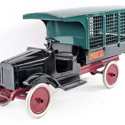 Restored Buddy L Express Line Truck