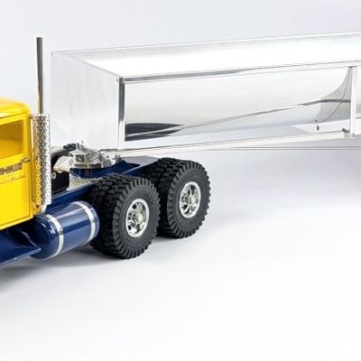 Fred Thompson Smith Miller MIC Truck w/ Dump Trailer