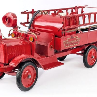 Restored Keystone Chemical Pump Engine Fire Truck with Real Pump