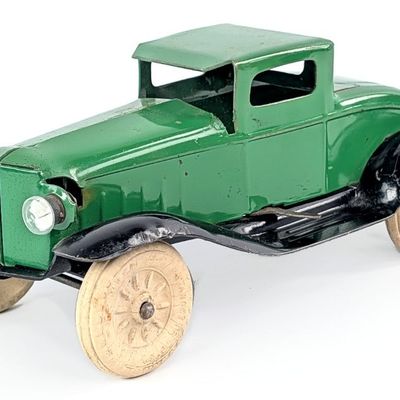 Original Wyandotte Coupe w/ Electric Headlights