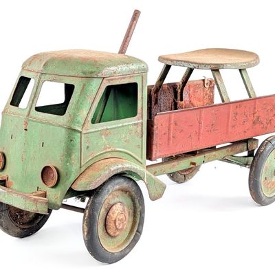 Keystone Ride 'Em Dump Truck