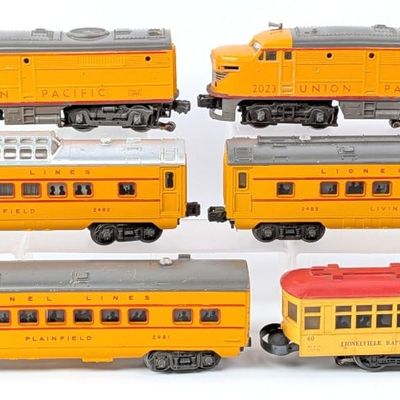 Lionel Union Pacific Passenger Set and 60 Transit