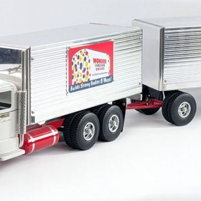 Fred Thompson Smith Miller Hostess L Mack Truck w/ Trailer