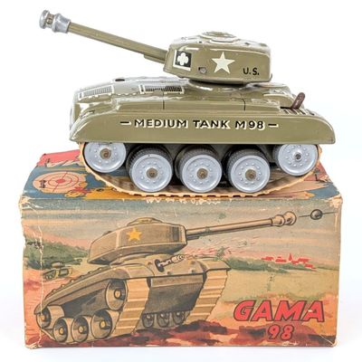 GAMA Tin Windup M98 Medium Tank with Box