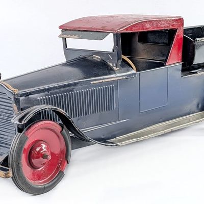 Turner Packard Dump Truck