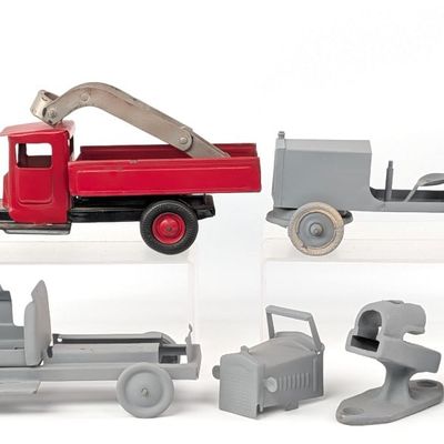 Kingsbury and Metalcraft Toy Parts